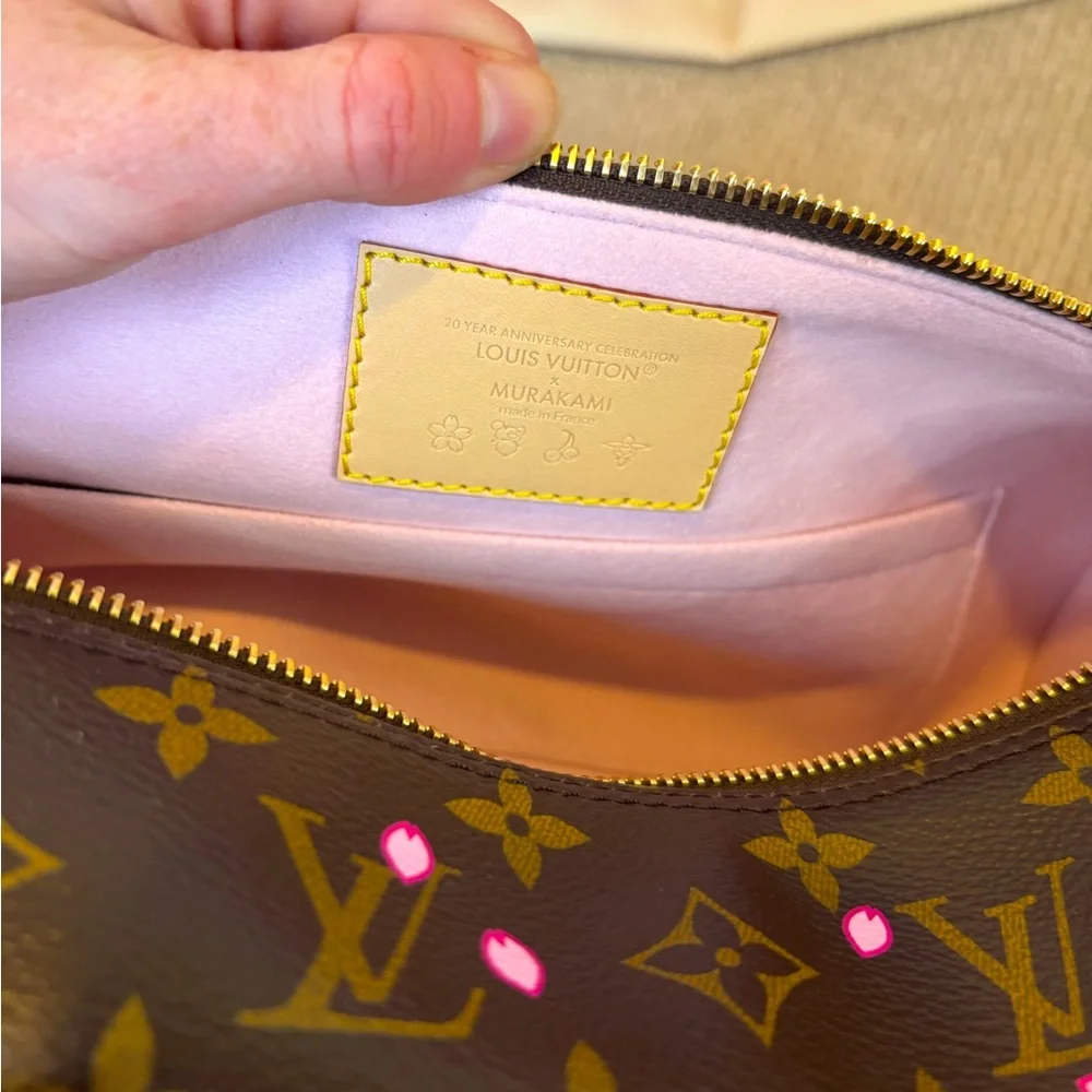 ** SOLD** Louis Vuitton x Murakami 2025 Cherry Blossom Monogram Papillon Handbag - Picture 9 of 13